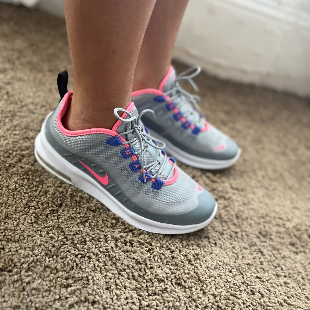 Air max axis